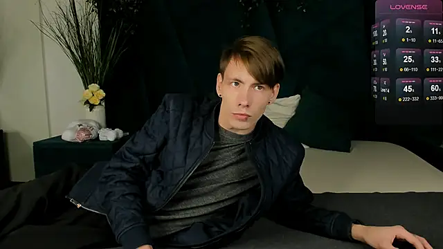 Snapshot of Erick_Wilson chatting on November 2025 05:51:01 AM Erick Wilson online show from November 2025 05:51:01 AM