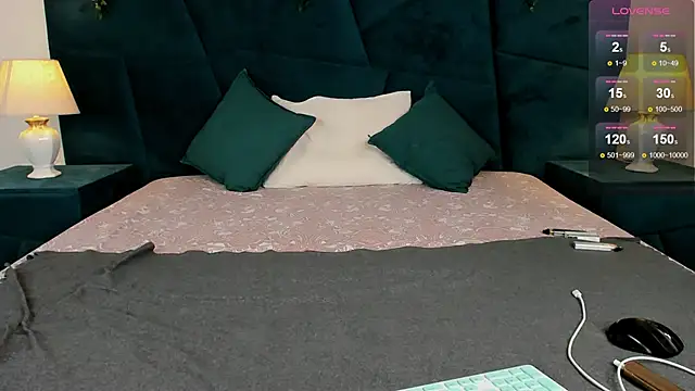 Snapshot of Erick_Wilson chatting on November 2025 05:12:02 PM Erick Wilson online show from November 2025 05:12:02 PM