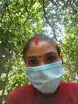 Snapshot of Seenu---Thakur chatting on June 2026 09:07:02 AM Seenu---Thakur online show from June 2026 09:07:02 AM
