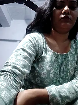 Anushka Singh0 online show from March 2026 10:00:02 PM