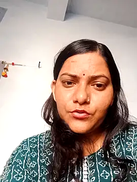 Anushka Singh0 online show from March 2026 04:18:01 AM