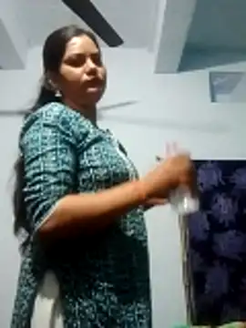 Anushka Singh0 online show from March 2026 01:12:02 AM