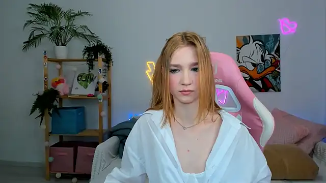 Snapshot of Ophelia_Jay chatting on February 2026 03:26:02 AM Ophelia Jay online show from February 2026 03:26:02 AM