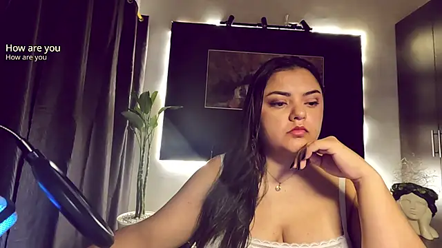 AzaraOnyx online show from June 2026 02:33:01 PM