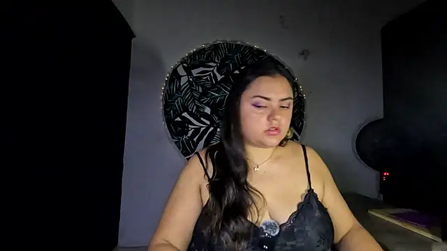 AzaraOnyx online show from May 2026 03:00:01 PM
