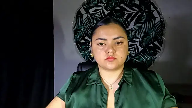 AzaraOnyx online show from May 2026 02:15:02 PM