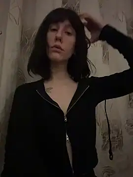 Julie Love online show from February 2026 04:04:01 PM