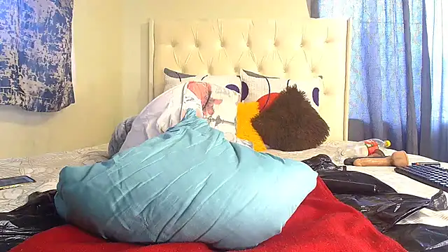 Queenxxxjesy online show from February 2026 02:51:01 PM