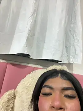 lulusexyy online show from May 2026 12:06:01 AM