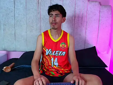 skinny jean  online show from March 2026 09:06:01 PM