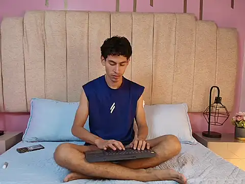 skinny jean  online show from February 2026 08:31:02 PM