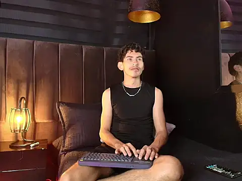 skinny jean  online show from March 2026 11:21:02 PM