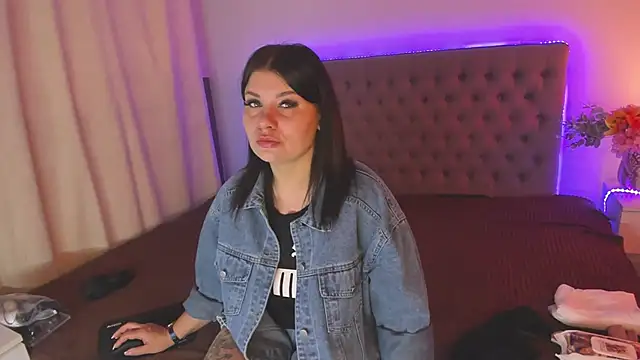 AmandaHoppe online show from July 2026 04:19:01 AM