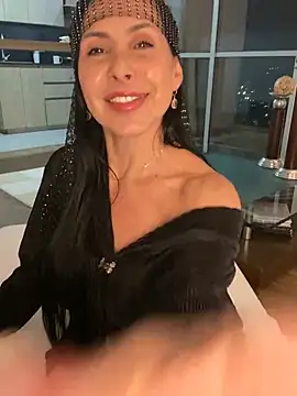 caritoo21 online show from March 2026 01:57:01 AM