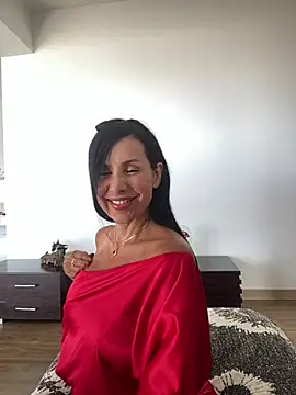 Snapshot of caritoo21 chatting on June 2026 08:06:01 PM caritoo21 online show from June 2026 08:06:01 PM