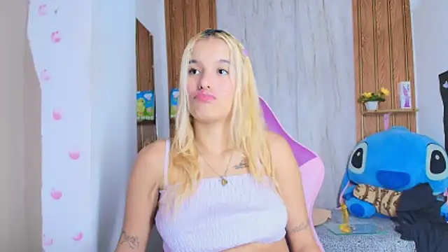 abigail sandoval online show from May 2026 06:01:01 PM