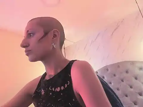 Fieramadame online show from March 2026 07:13:02 PM