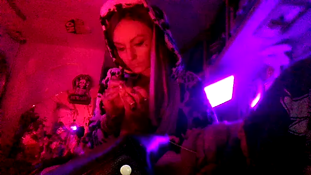 issyamazin online show from March 2026 06:35:01 AM