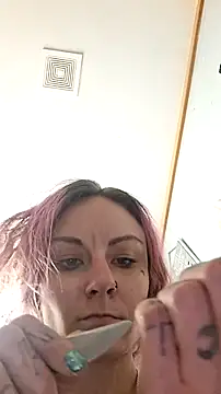 issyamazin online show from March 2026 11:00:02 AM