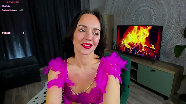 Shanita moon online show from April 2026 06:41:01 PM