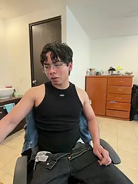 BentoBoxxx online show from April 2026 07:16:02 PM