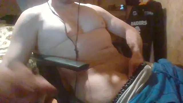 ALEXAND77777 online show from March 2026 06:57:01 PM