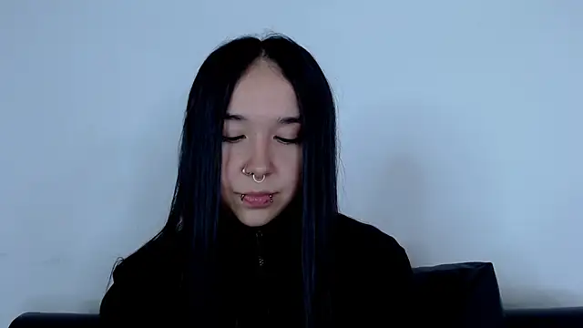 alien eyes09 online show from June 2026 01:36:01 AM
