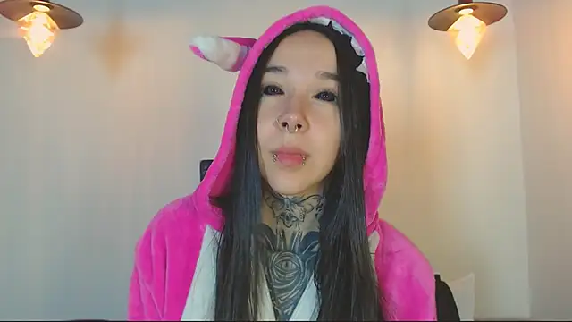 alien eyes09 online show from April 2026 01:29:01 AM