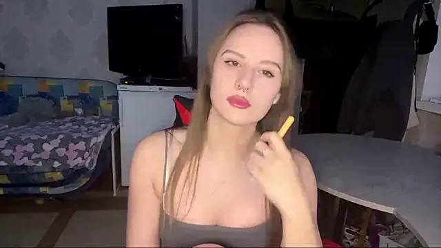 Snapshot of KelliLuepke chatting on February 2026 03:45:02 PM KelliLuepke online show from February 2026 03:45:02 PM