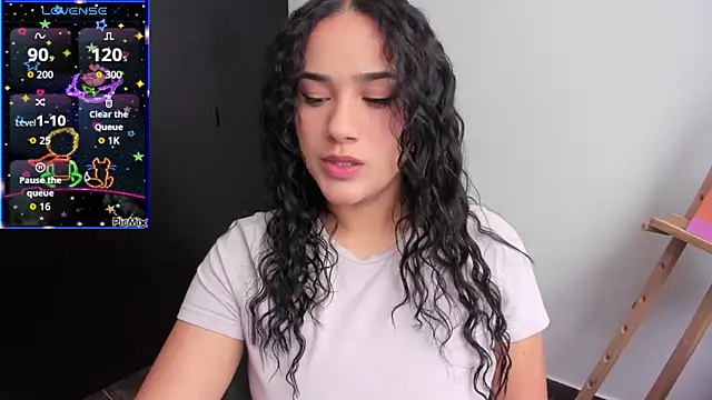 love kriss online show from February 2026 05:24:02 PM