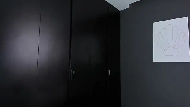 love kriss online show from April 2026 05:30:02 PM