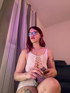 Alessia-Bloom online show from May 2026 07:56:02 PM
