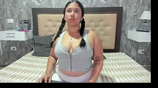 Daphne sweett online show from February 2026 11:21:01 AM