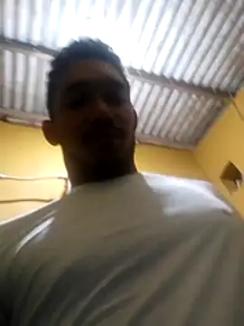 Deniodamasio online show from February 2026 06:14:01 AM