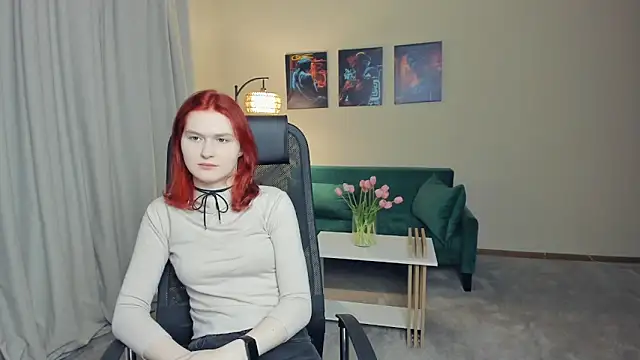 Snapshot of LinaMalech chatting on February 2026 02:17:02 PM LinaMalech online show from February 2026 02:17:02 PM