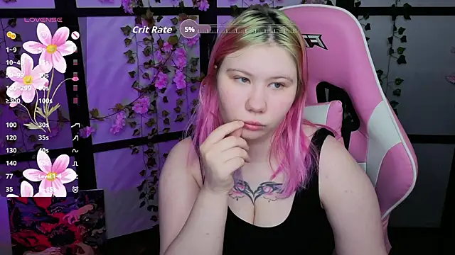 kitsune little online show from April 2026 08:57:01 PM