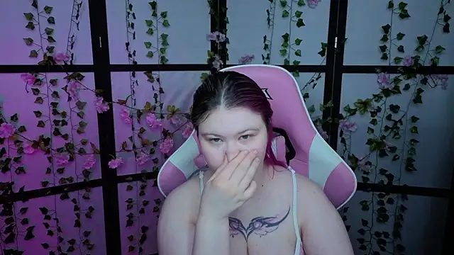 kitsune little online show from June 2026 10:26:02 PM