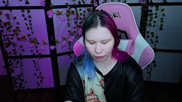 kitsune little online show from May 2026 10:31:01 PM