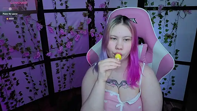 kitsune little online show from June 2026 07:26:02 PM