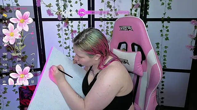 kitsune little online show from April 2026 12:33:01 PM