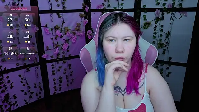 kitsune little online show from June 2026 11:39:02 PM