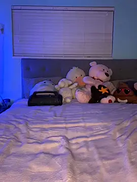 daniella monroe online show from March 2026 01:53:01 AM