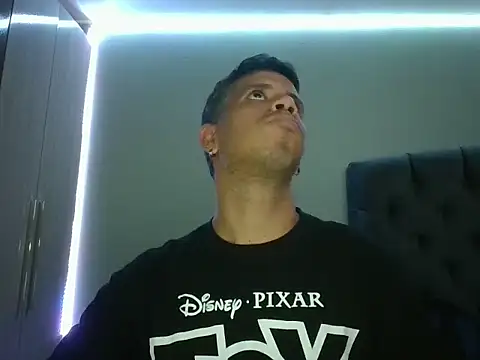 Snapshot of WILD_BIGCOCK35 chatting on February 2026 12:13:02 AM WILD BIGCOCK35 online show from February 2026 12:13:02 AM