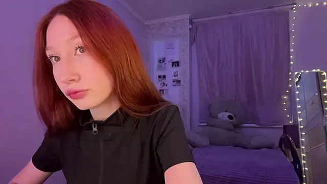 stella foxi online show from February 2026 04:07:02 PM