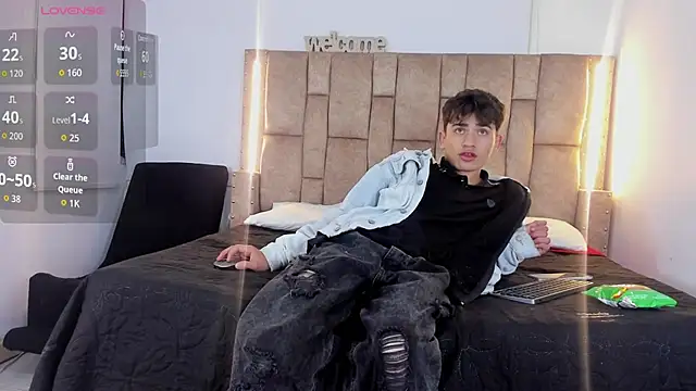 Noir Sebas online show from April 2026 03:30:01 AM