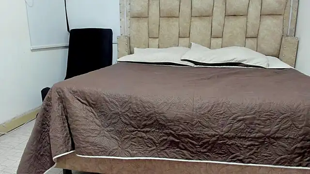 Noir Sebas online show from March 2026 04:12:01 AM