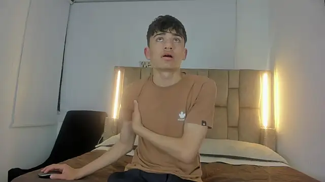 Noir Sebas online show from March 2026 04:02:02 AM