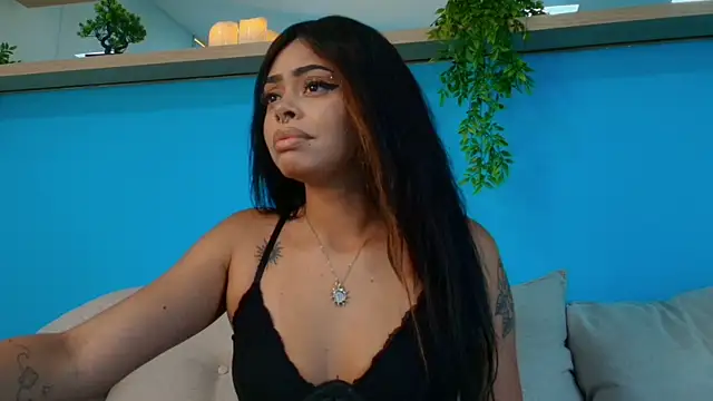 Pauline Clark online show from February 2026 08:30:01 PM