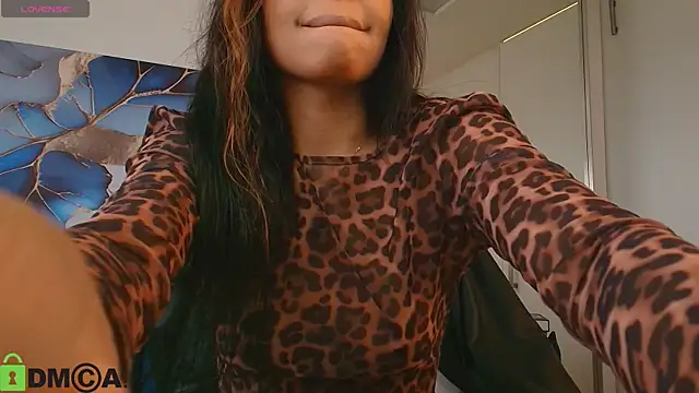 Pauline Clark online show from February 2026 07:14:02 PM