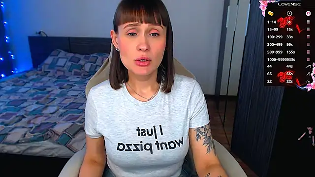 Mel Lovell  online show from April 2026 01:40:03 PM